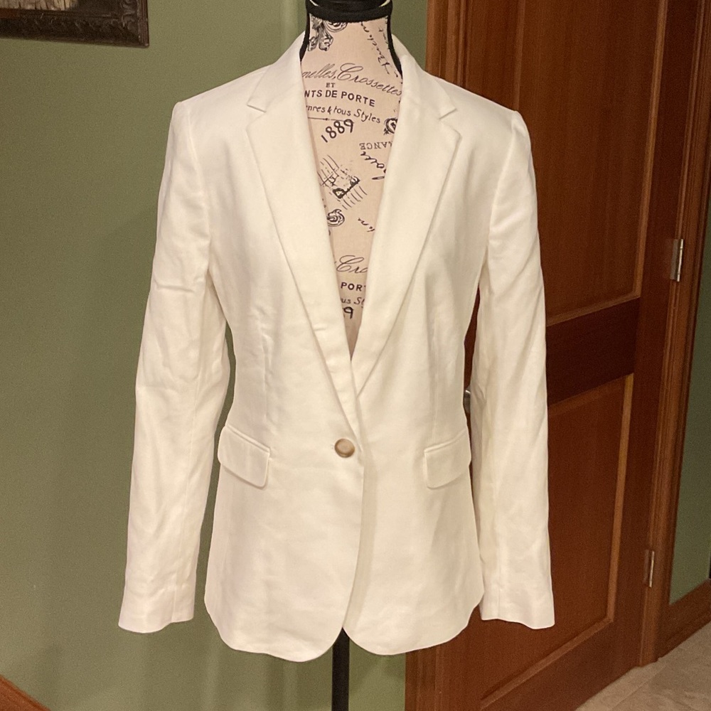 Ann Taylor Elegant White Blazer, Size 8